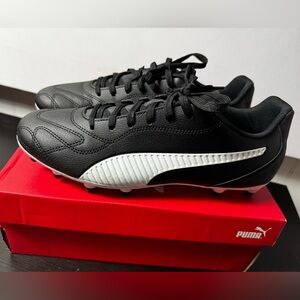 Puma Men's Black Soccer Shoes Monarch II FG/AG